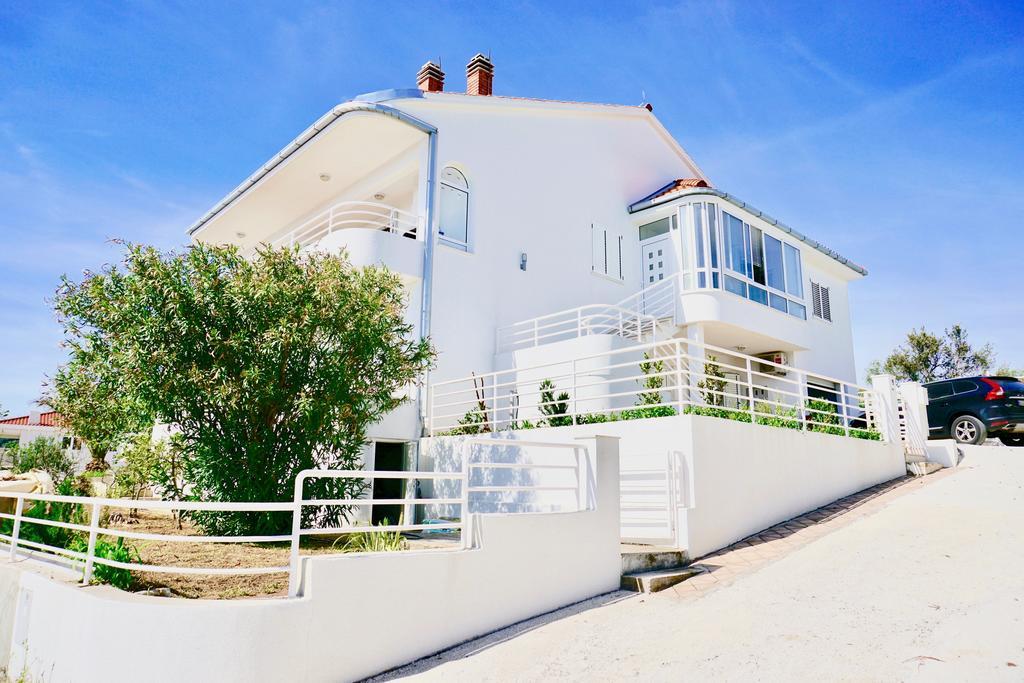 Apartamento House Agradable Seget Vranjica Exterior foto